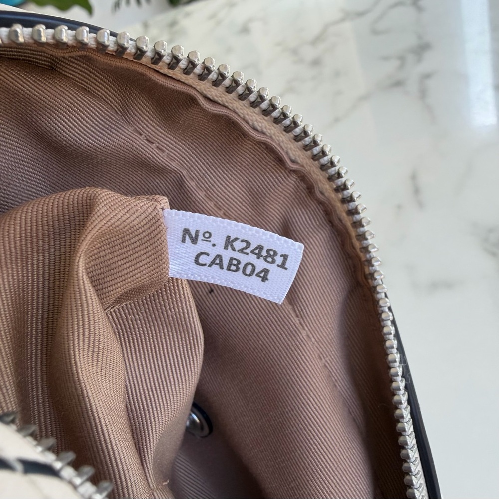 Coach Mini Jamie Camera Bag With Cherry Print Crossbody Chalk Leather CAB04 - Picture 11 of 16